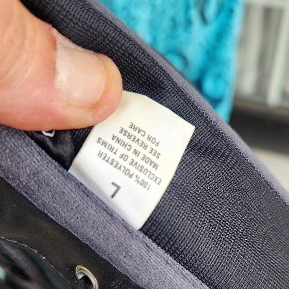 Cute little‎ top - Picture 6 of 6